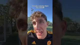 Tu amigo cuando viene una chica⚽️ 