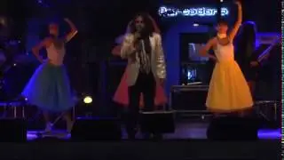 SHAKE RATTLE ROLL