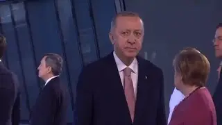 ingilizce bilmiyorsundur ama cumhurbaşkanısındır