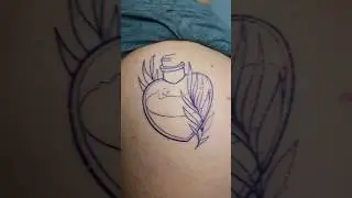 Тату сердце на попе ❤️