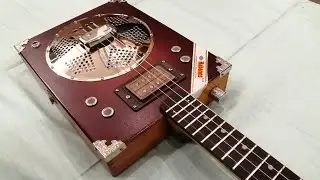 Cohiba rezonator 4 string cigar box guitar