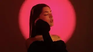 CARLA CLAVIJO - TAN OPUESTOS (Video Oficial)