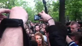Ксения Собчак на Чистых прудах)