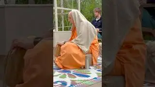 📿 Джапа с Е.С. Ниранджана Свами