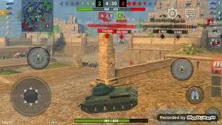 Играю в танки онлайн.