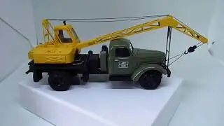 Обзор модели крана ЛАЗ-690 на шасси ЗиЛ-164А от мастерской Kherson Model в масштабе 1/43