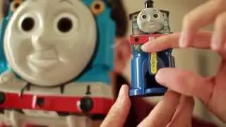 トーマスによるトーマスの紹介！トーマス チョコレートミニバンク