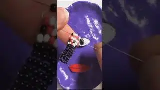 hello kitty из бисера