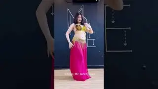 beautiful desi girl get belly dance 🩰🩰