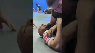 Sneaking in a wrist lock while getting choked 