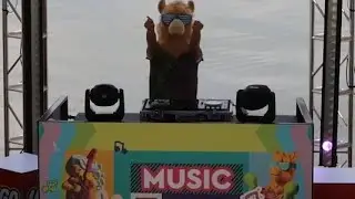 DJ L.L.A.M.A Full Show 2021 LEGO VIDIYO Music Fest LEGOLAND Florida DJ LLAMA