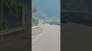 У вас слева или справа?  #япония #motorcycle #жизньвяпонии #шортс #мото #каляска