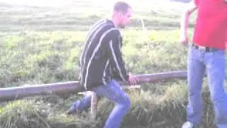Издеваются над пьяным.3gp