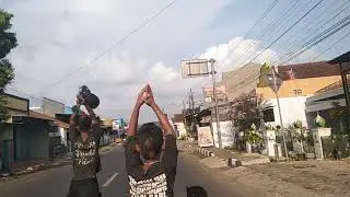 PEJUANG ESTAFET ANAK PUNK