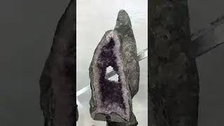 Huge geodes at the 2022 Tucson gem and mineral show.  #amethyst #cintrine #quartz