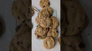 Bourbon Caramel Chocolate Chip Cookies #shorts #cookies #chocolatechipcookies