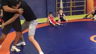 ПОДХВАТ ПРИ ПРОХОДЕ В  ДВЕ НОГИ.