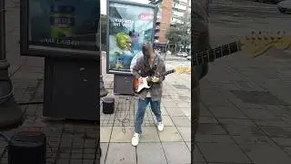 Осенний день🍁#shorts #ytshorts #ytshorts #shortsvideo #guitarsolo #street
