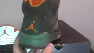 SOLD!!! Air Jordan 5 V olive Sz 9.5