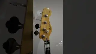 Dopo un decennio, torna un Jazz Bass in casa