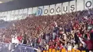 sarı kırmızı akar kanımız.. kadınköyde