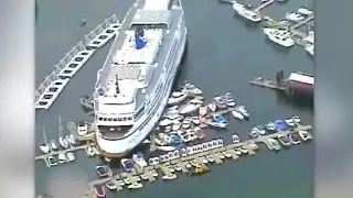 30 Biggest Ships Crashing & Mistakes Caught On Camera