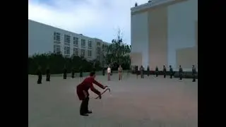 Я на линейке! Учат в школе....
