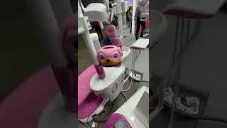 детская стоматология. кресло и бормашина