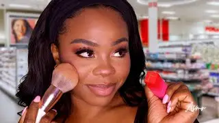 ASMR + roleplay + Upclose lipgloss application + Makeup appointment