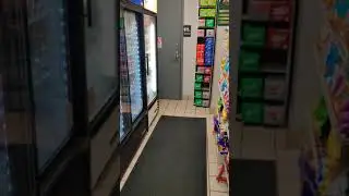 me & my friend play DBZ but he's in the bathroom
