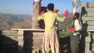 Bunlar dünyanın en yetenekli inşaat işçileri _) Komik ve Ilginç Videolar - YouTube