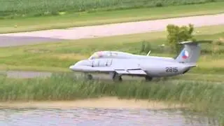 Aero L-29 Delfin Landing and Takeoff CSU3