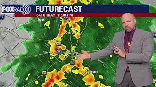 Houston weather: Cloudy, muggy Friday evening, heavy showers rolling in on Saturday