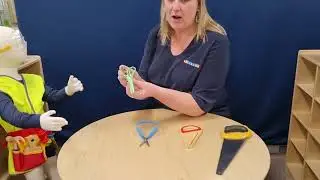 Assessing which tool is right according to age and stage of development - from Scissors to Saw