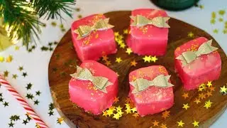 DIY Holiday Present CAKES made with Mirror Glaze!
