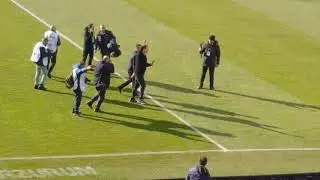 ACUN ILICALI ERZURUMSPOR - ALTAY MAÇINDA TARAFTARLARI SELAMLIYOR