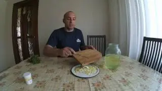 Кормление гусят с суточного возраста//Линдовские гуси