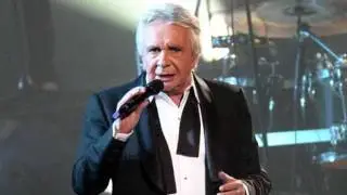 Instrumentale Sardou Un accident ( live 2011 ).wmv