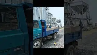 Мазда Титан кузов в цвете синий