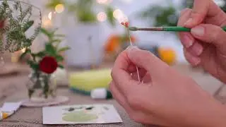 Ягодки из термоклея // мини-видио
