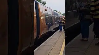 Catch me if you can.#shorts #fyp #trains