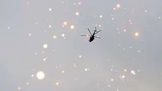 Пролетел вертолёт