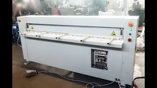 Гільотина електромеханічна з пневмопідтримкою листа МАСТЕР ЕМГ-3040 КУПУЙ УКРАЇНСЬКЕ