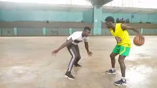 one v one 🔥🔥@shauri moyo@kyrie @nba@ballis life