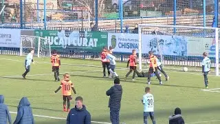 Turneu la fotbal pentru copii