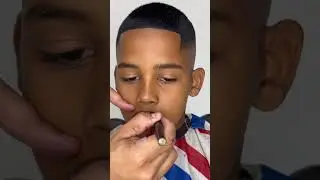 Bigodinho fininho