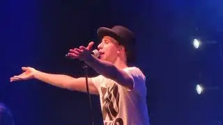 Maximo Park - Graffiti (live at the Roundhouse, London)