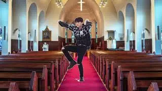 changbin blessing you at church for 3 minutes straight