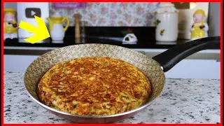 YOU CAN MAKE THIS SKILLET PIE IN 5 MINUTES!!! SUPER EASY CHICKEN WITH CARROTS AND ZUCCHINI!