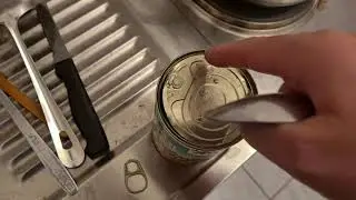 Can with broken pull tab (Spoon, Ladle, Opening without a can opener)